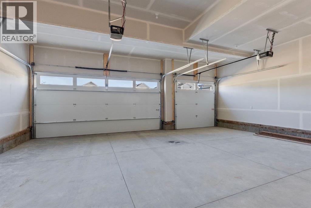 723 Mandalay Link, Carstairs, Alberta  T0M 0N0 - Photo 37 - A2269700