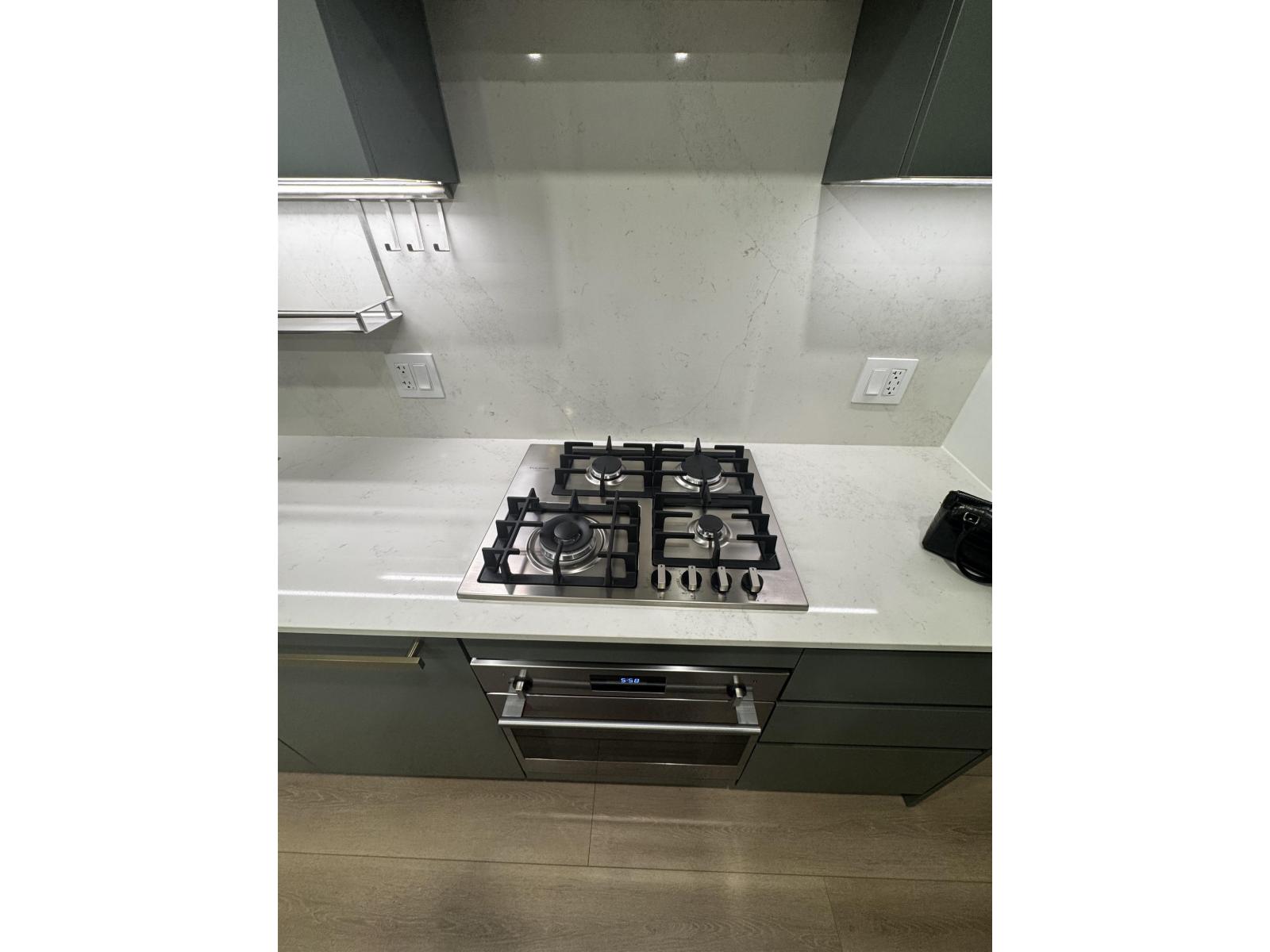 3106 13583 98a Ave, Surrey, British Columbia  V3T 3Z7 - Photo 6 - R3072648