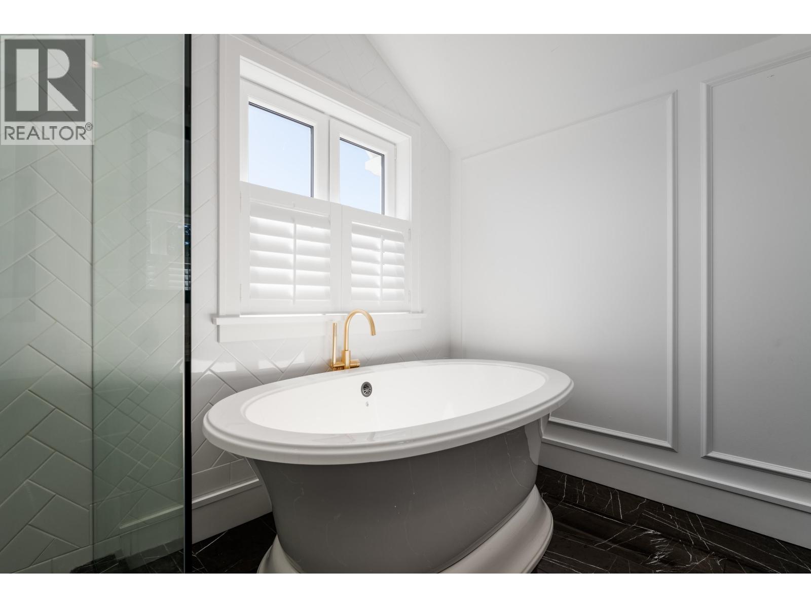 2040 W 58th Avenue, Vancouver, British Columbia  V6P 1X4 - Photo 21 - R3062288