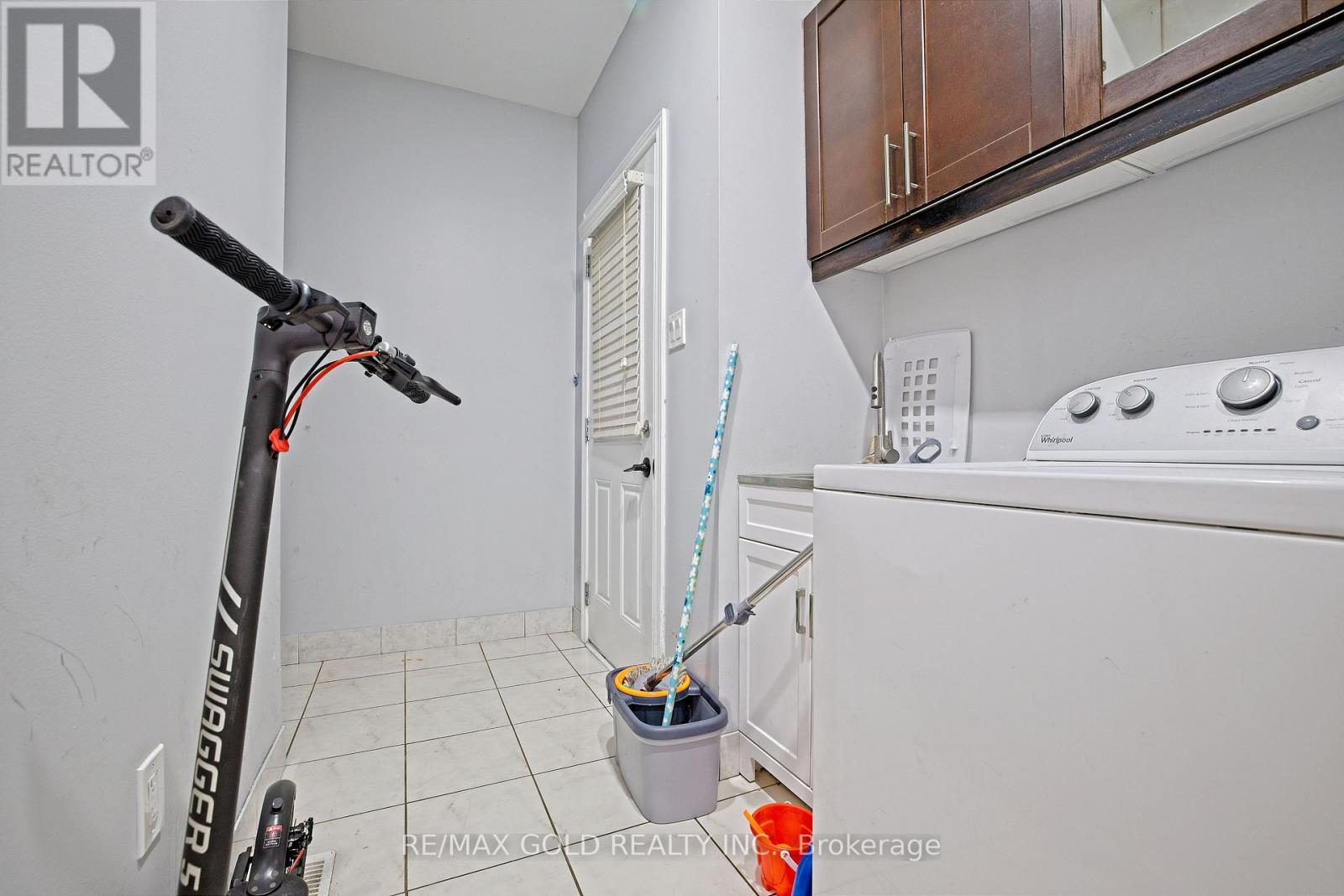 35 Abitibi Lake Drive, Brampton, Ontario  L6R 0Y3 - Photo 22 - W12614384