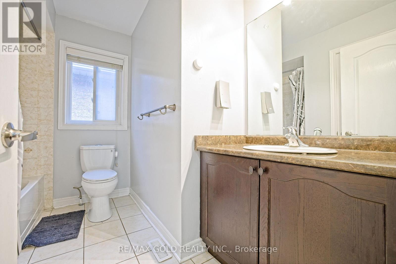 35 Abitibi Lake Drive, Brampton, Ontario  L6R 0Y3 - Photo 33 - W12614384