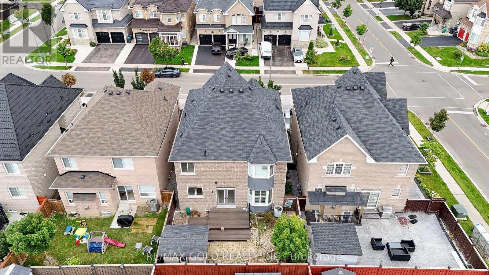 35 Abitibi Lake Drive, Brampton, Ontario  L6R 0Y3 - Photo 44 - W12614384