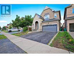 35 ABITIBI LAKE DRIVE, Brampton, Ontario