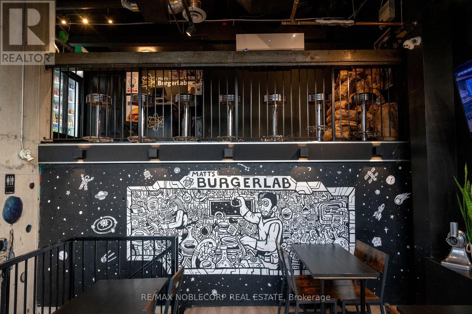 1205 Queen Street W, Toronto, Ontario  M6K 0B9 - Photo 11 - W12614386