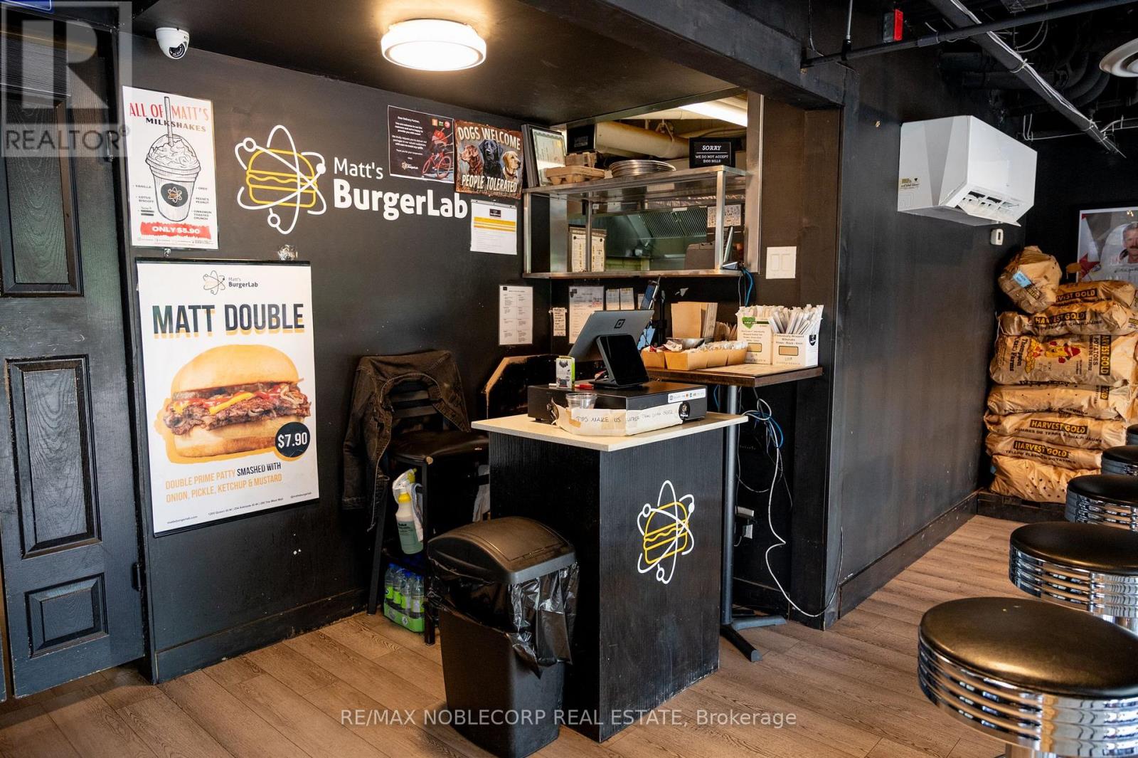 1205 Queen Street W, Toronto, Ontario  M6K 0B9 - Photo 16 - W12614386