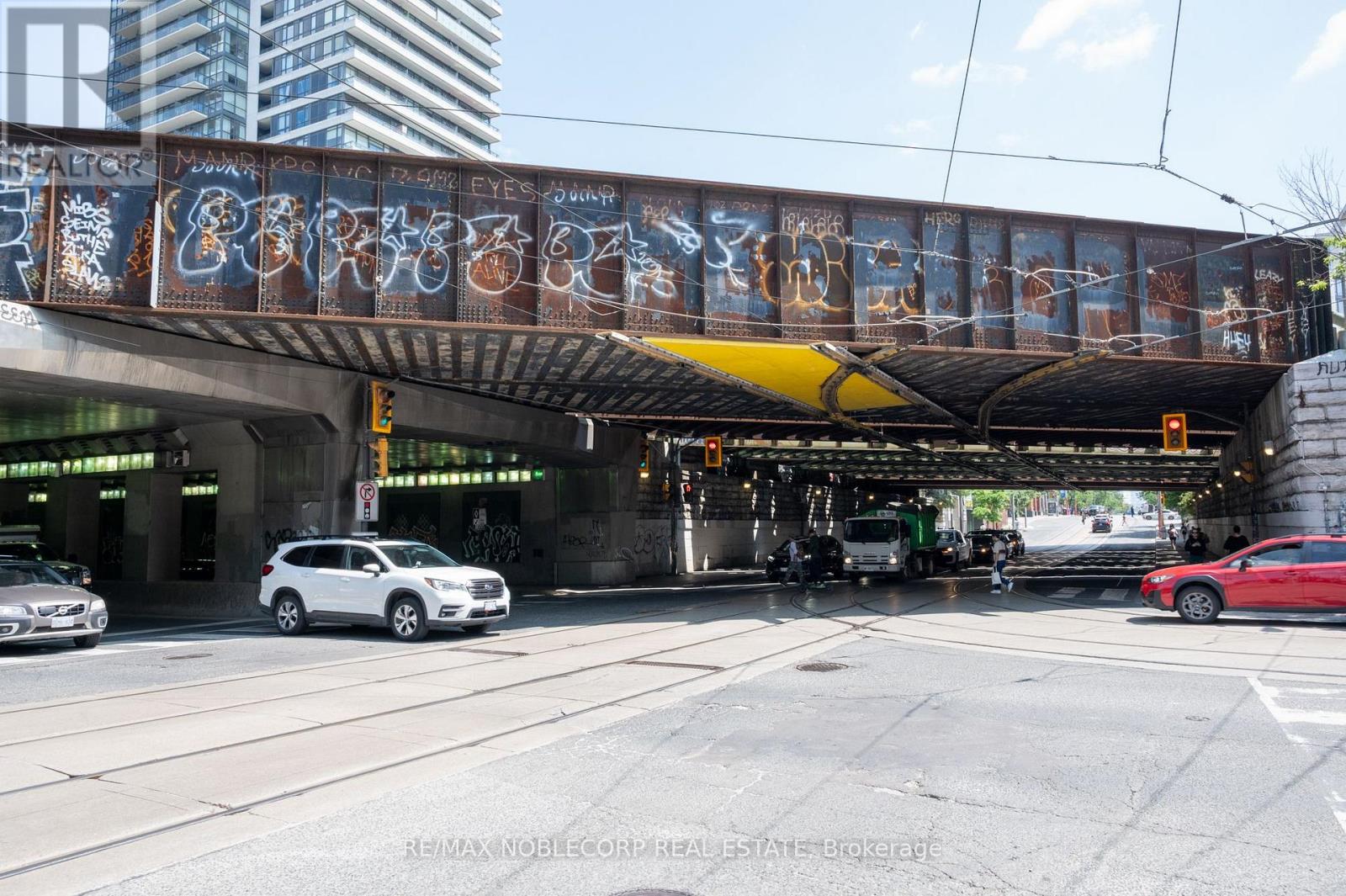 1205 Queen Street W, Toronto, Ontario  M6K 0B9 - Photo 45 - W12614386