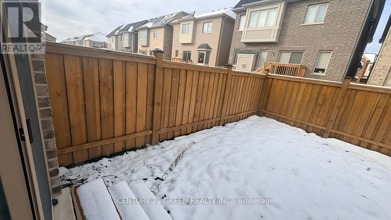 3943 Koenig Road, Burlington, Ontario  L7M 0Z8 - Photo 12 - W12614392