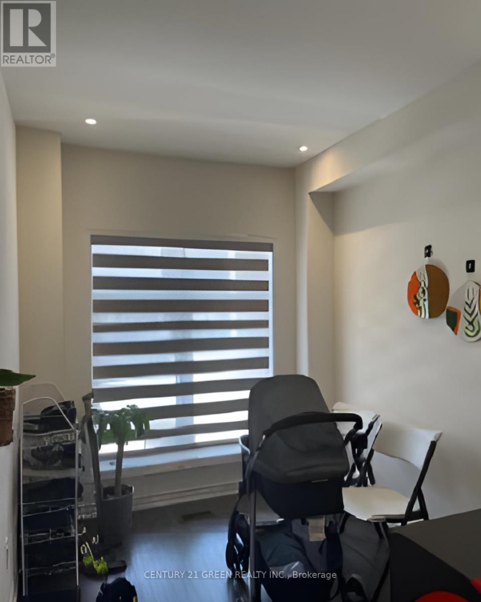 3943 Koenig Road, Burlington, Ontario  L7M 0Z8 - Photo 23 - W12614392