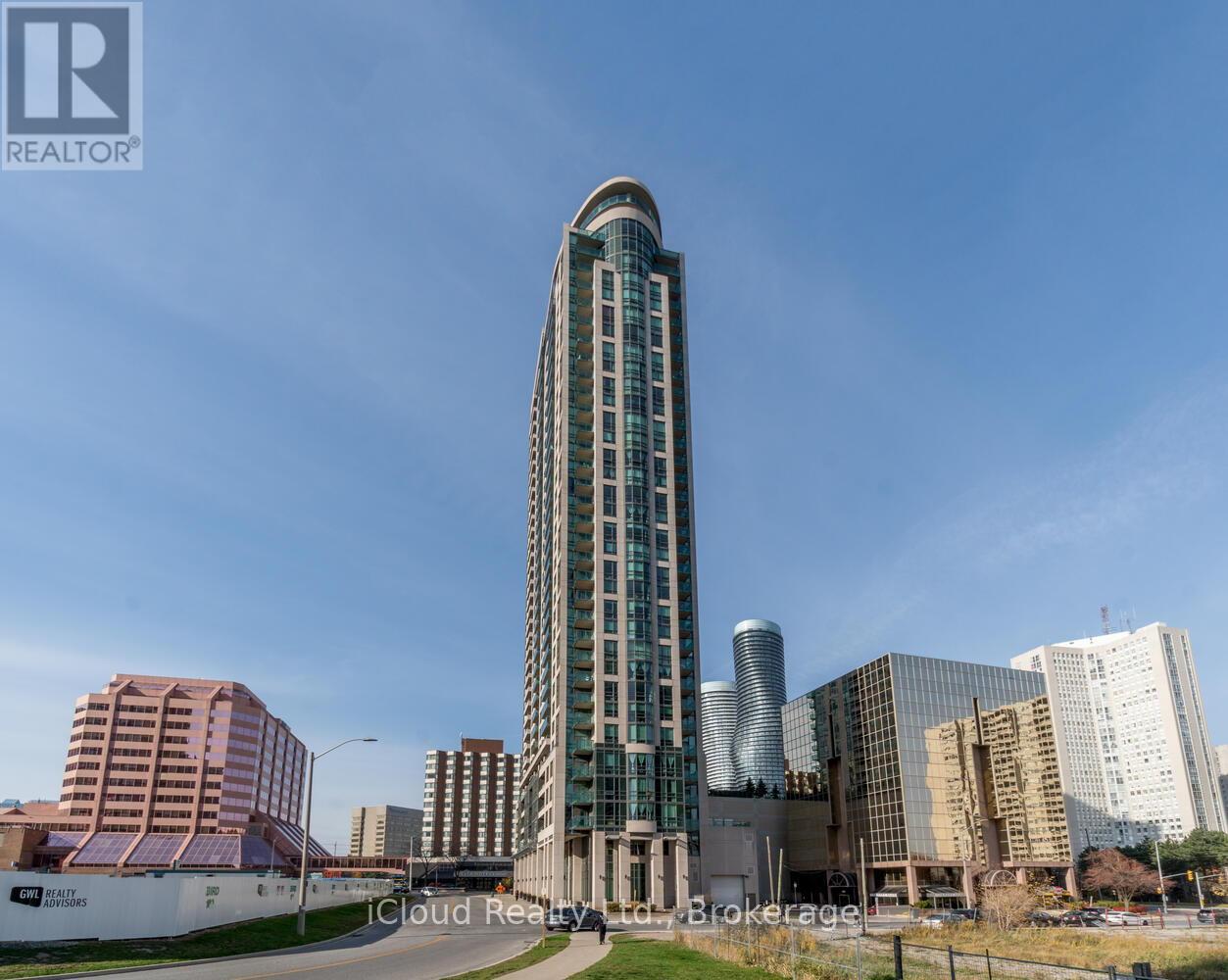 307 - 208 Enfield Place, Mississauga, Ontario  L5B 0G8 - Photo 2 - W12614408