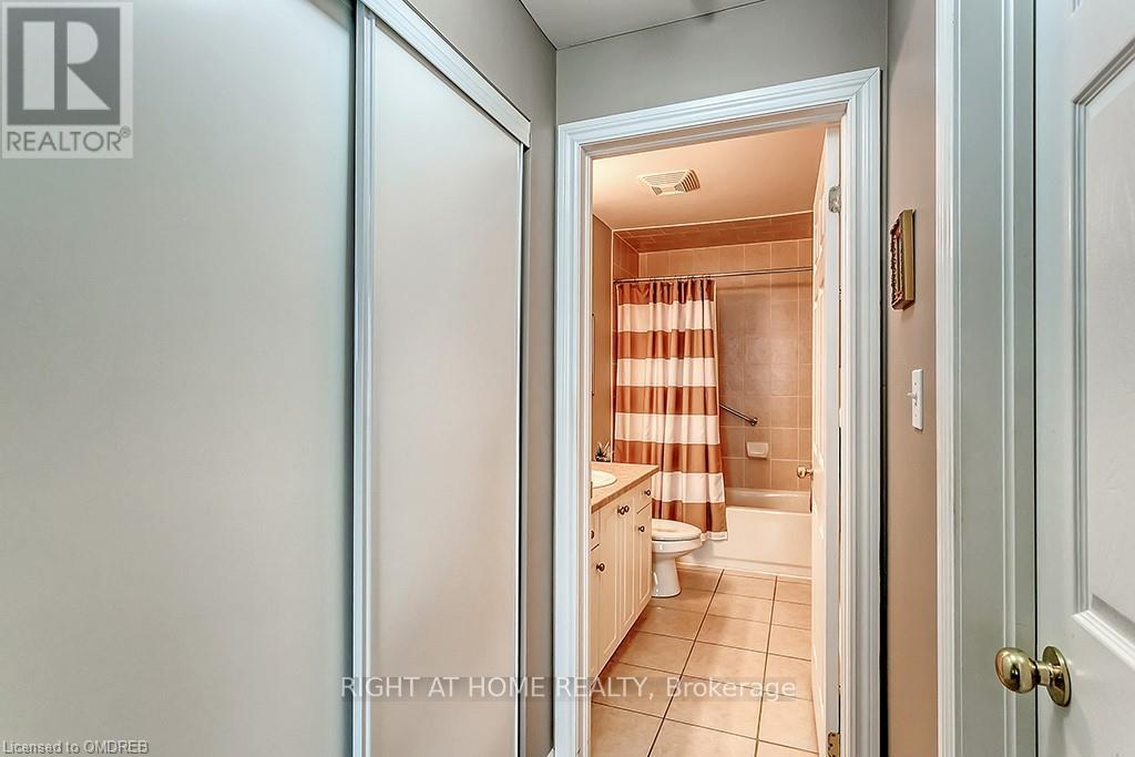 305 - 391 Plains Road E, Burlington, Ontario  L7T 4M2 - Photo 26 - W12614412