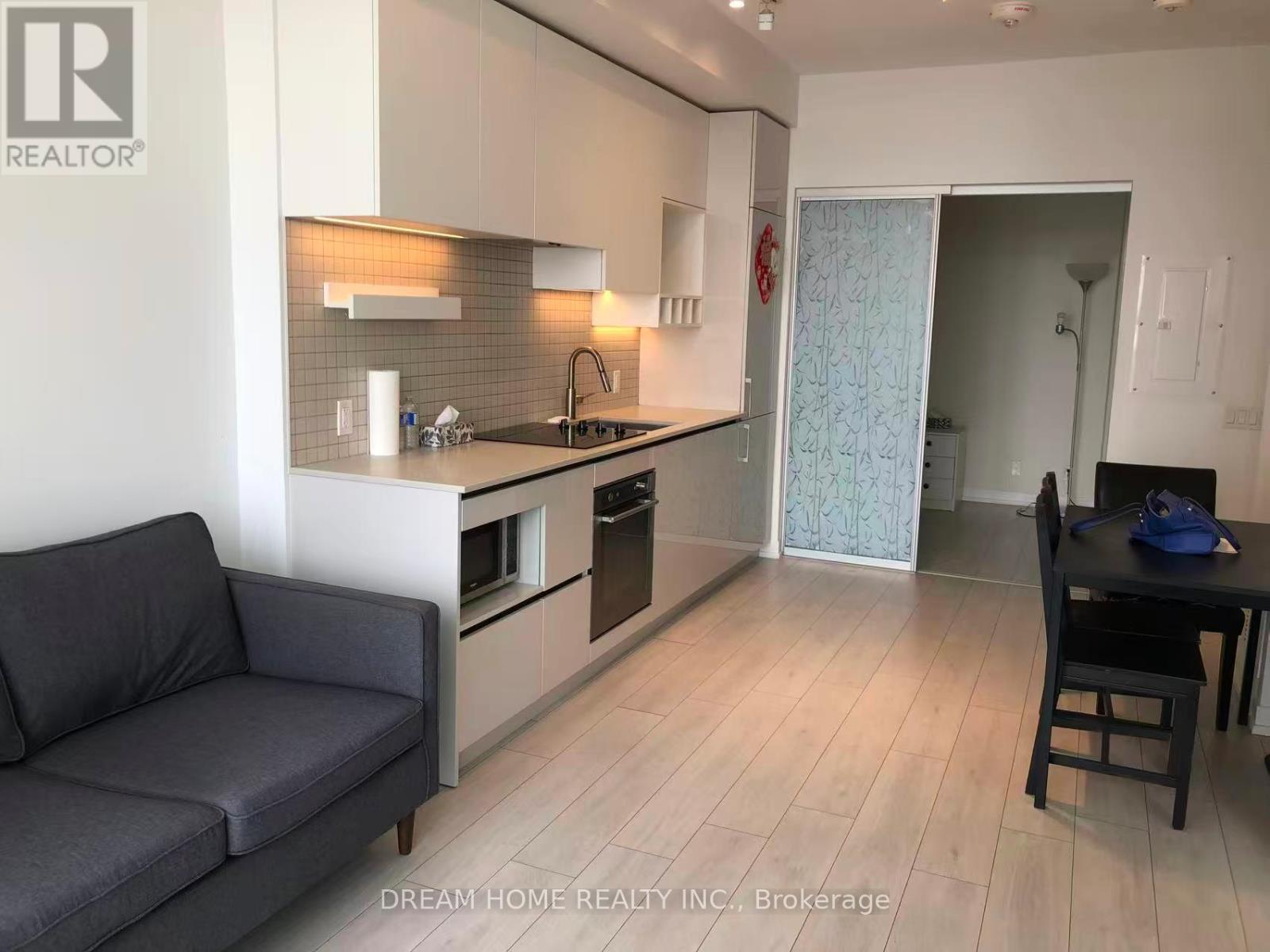 2805 - 898 Portgage Parkway, Vaughan, Ontario  L4K 0J6 - Photo 1 - N12592576