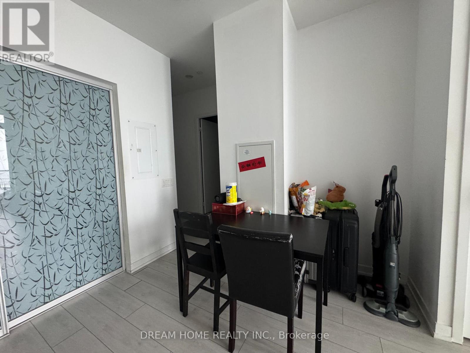 2805 - 898 Portgage Parkway, Vaughan, Ontario  L4K 0J6 - Photo 9 - N12592576