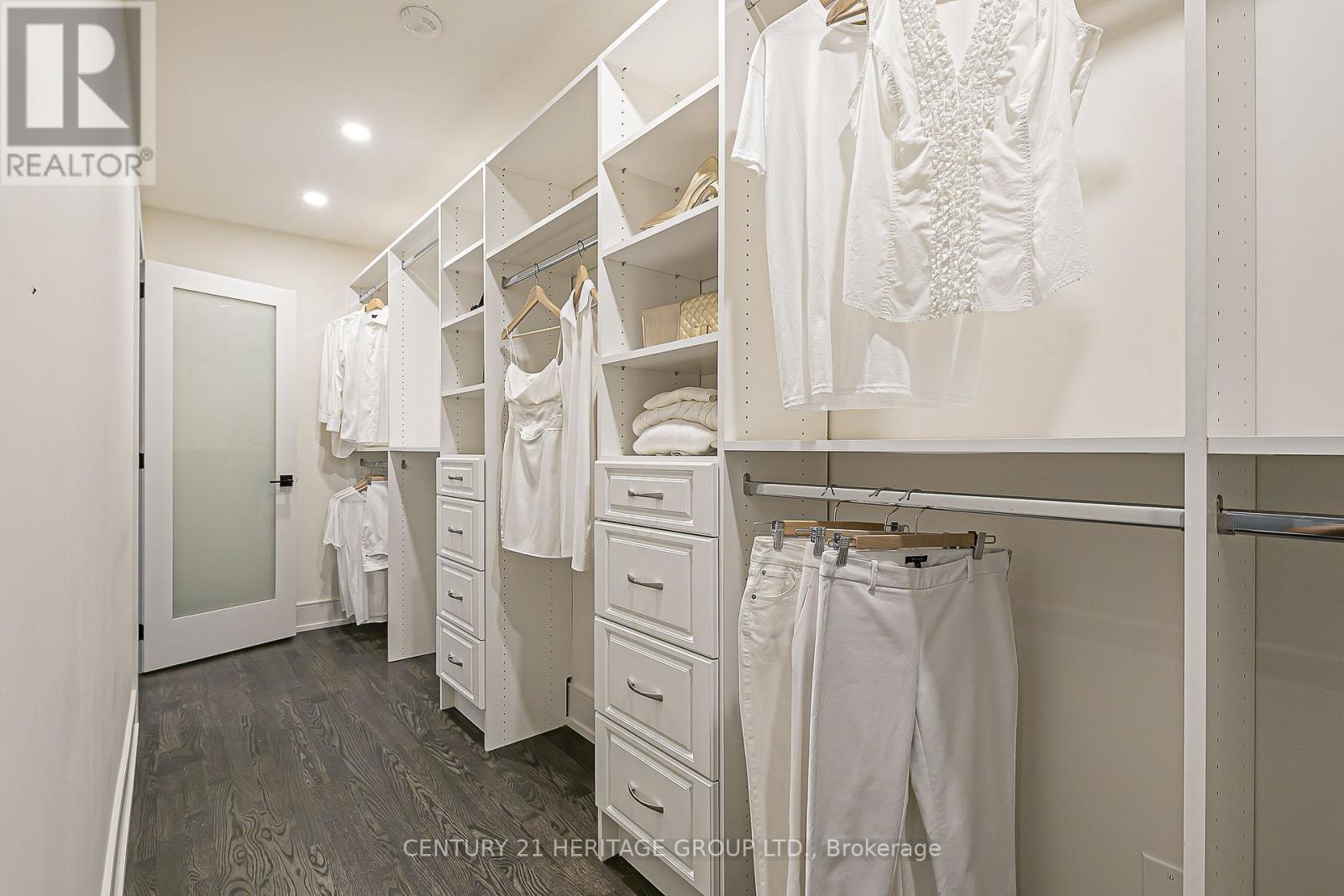 46 Pineneedle Drive, Aurora, Ontario  L4G 4Y6 - Photo 27 - N12456450