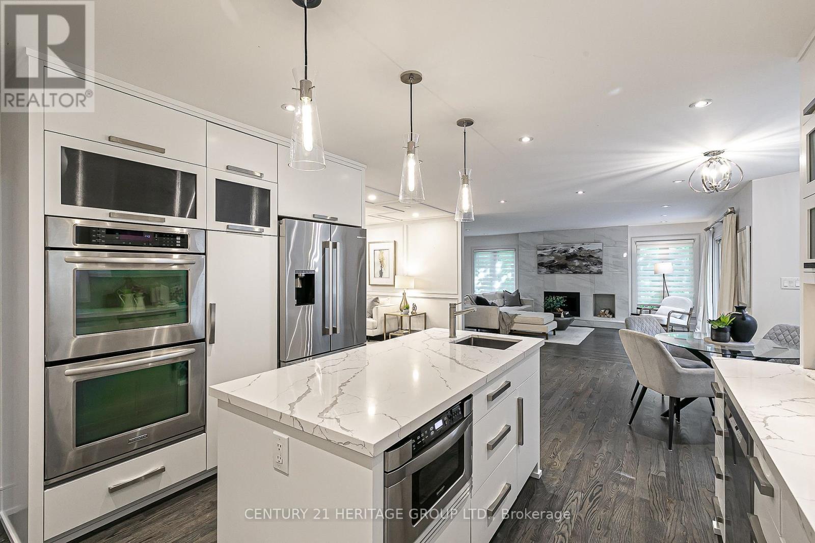 46 Pineneedle Drive, Aurora, Ontario  L4G 4Y6 - Photo 18 - N12456450