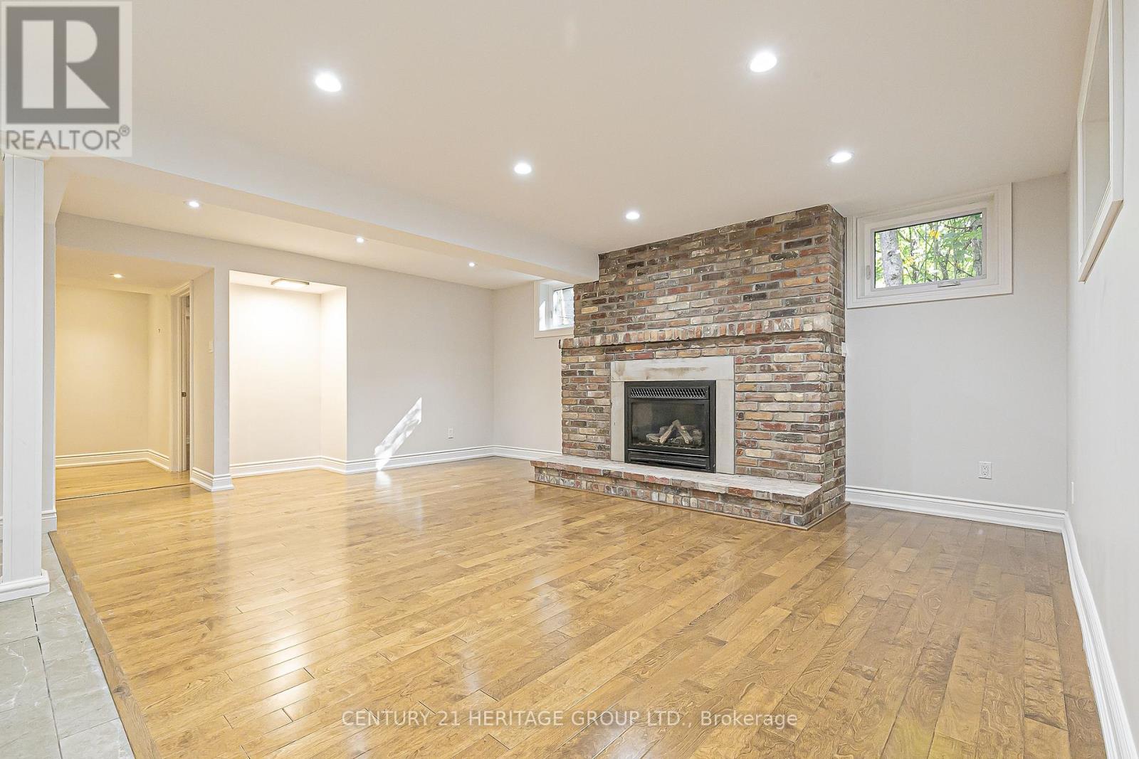 46 Pineneedle Drive, Aurora, Ontario  L4G 4Y6 - Photo 37 - N12456450