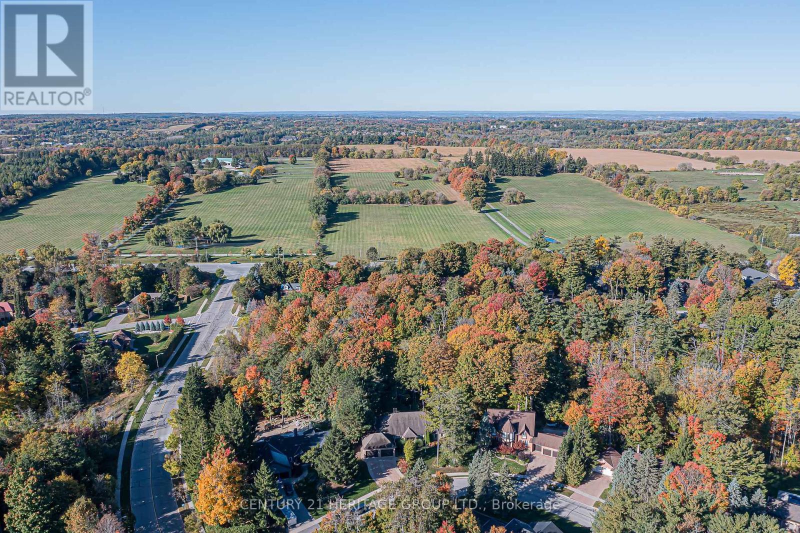 46 Pineneedle Drive, Aurora, Ontario  L4G 4Y6 - Photo 47 - N12456450