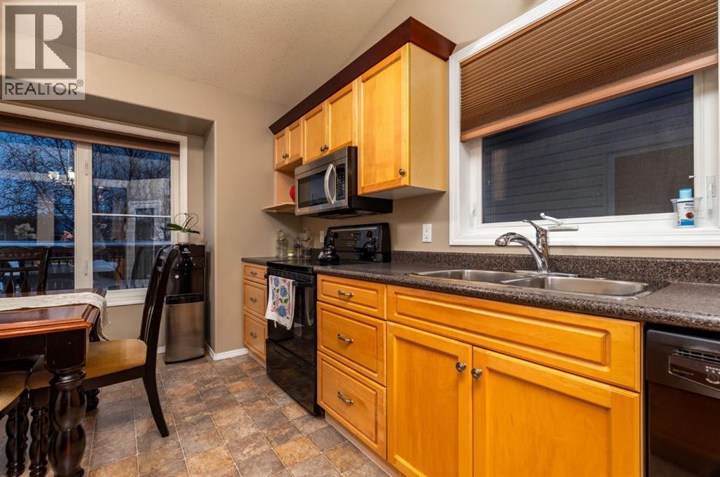 2912 65 Avenue, Lloydminster, Alberta  T9V 3H5 - Photo 10 - A2274672