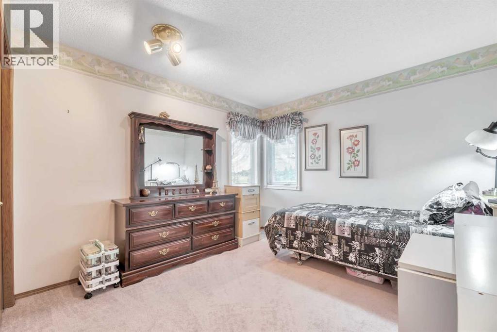 517 Lakeside Greens Place, Chestermere, Alberta  T1X 1C6 - Photo 32 - A2266967