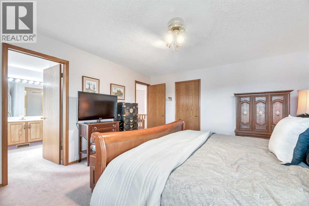 517 Lakeside Greens Place, Chestermere, Alberta  T1X 1C6 - Photo 28 - A2266967