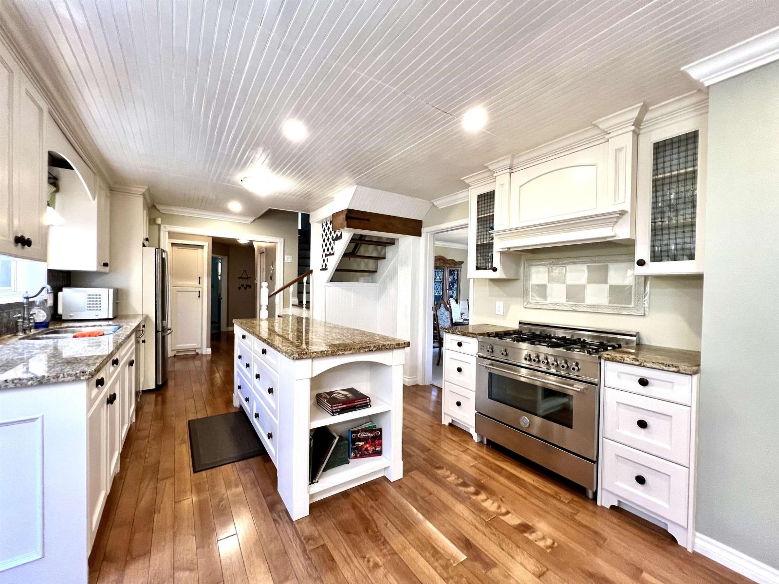 17302 29 Avenue, Surrey, British Columbia  V3Z 0E8 - Photo 13 - R3073175