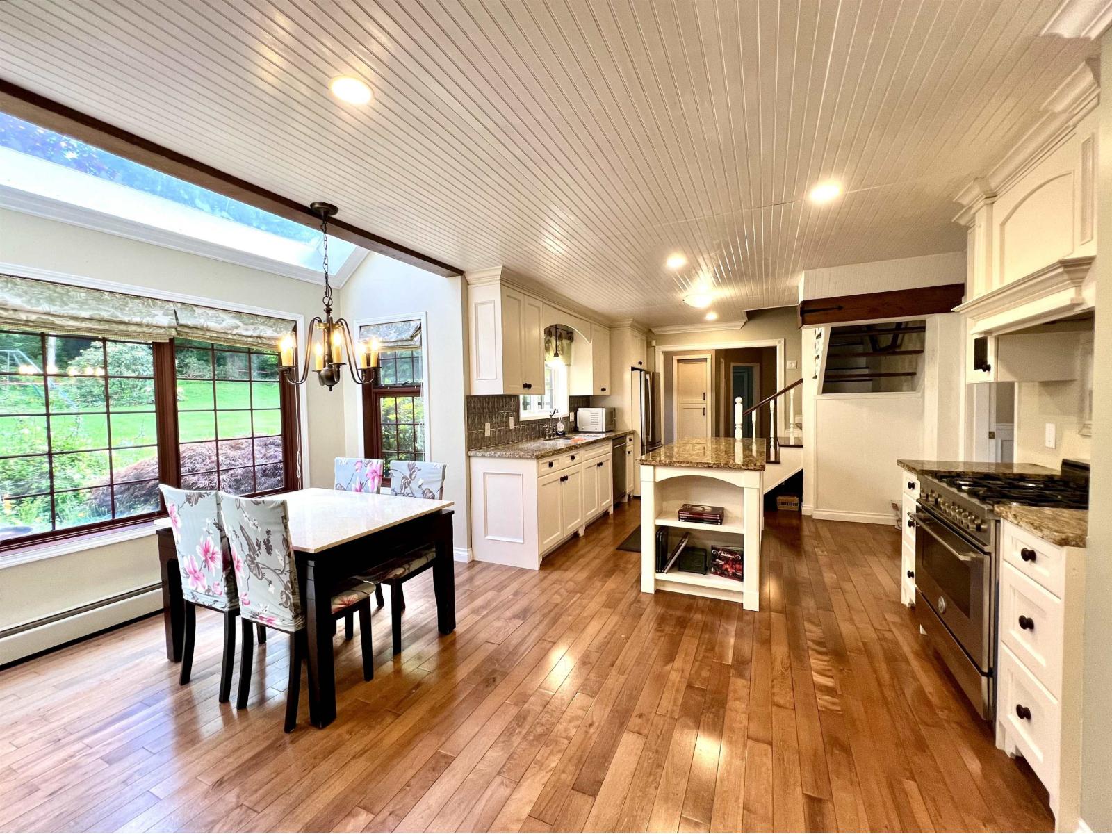 17302 29 Avenue, Surrey, British Columbia  V3Z 0E8 - Photo 14 - R3073175