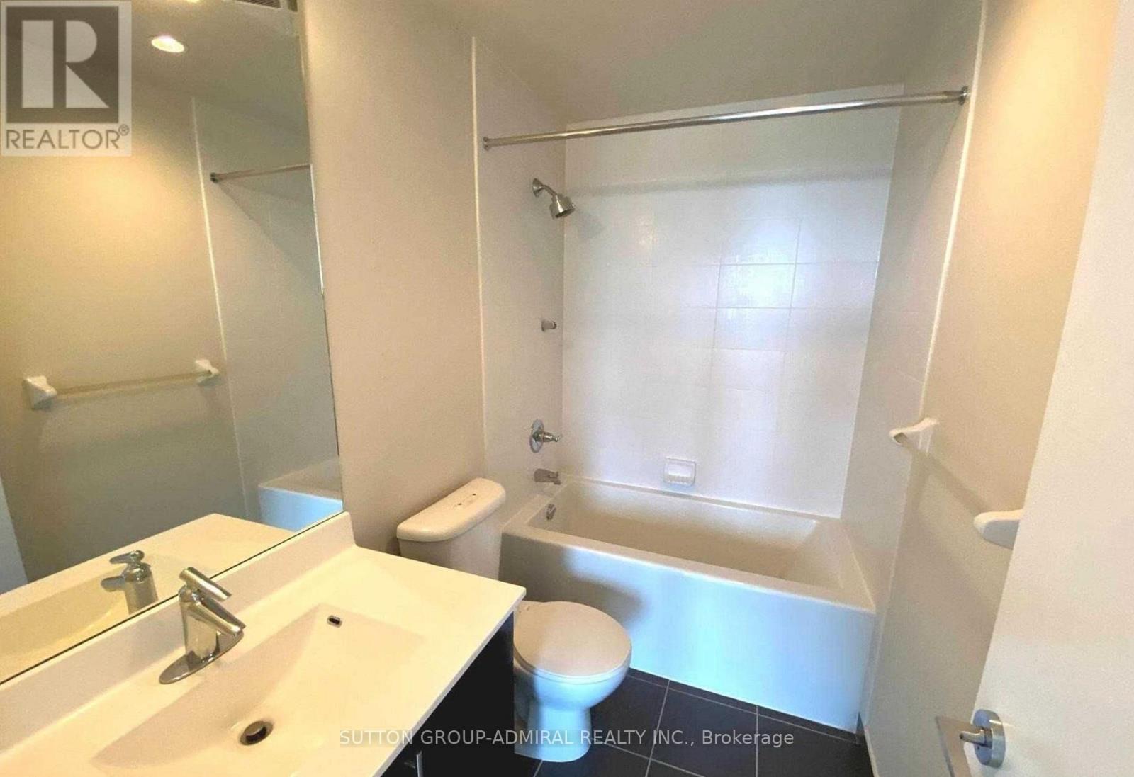 2407 - 181 Wynford Drive, Toronto, Ontario M3C 0C6 - Photo 15 - C12614422