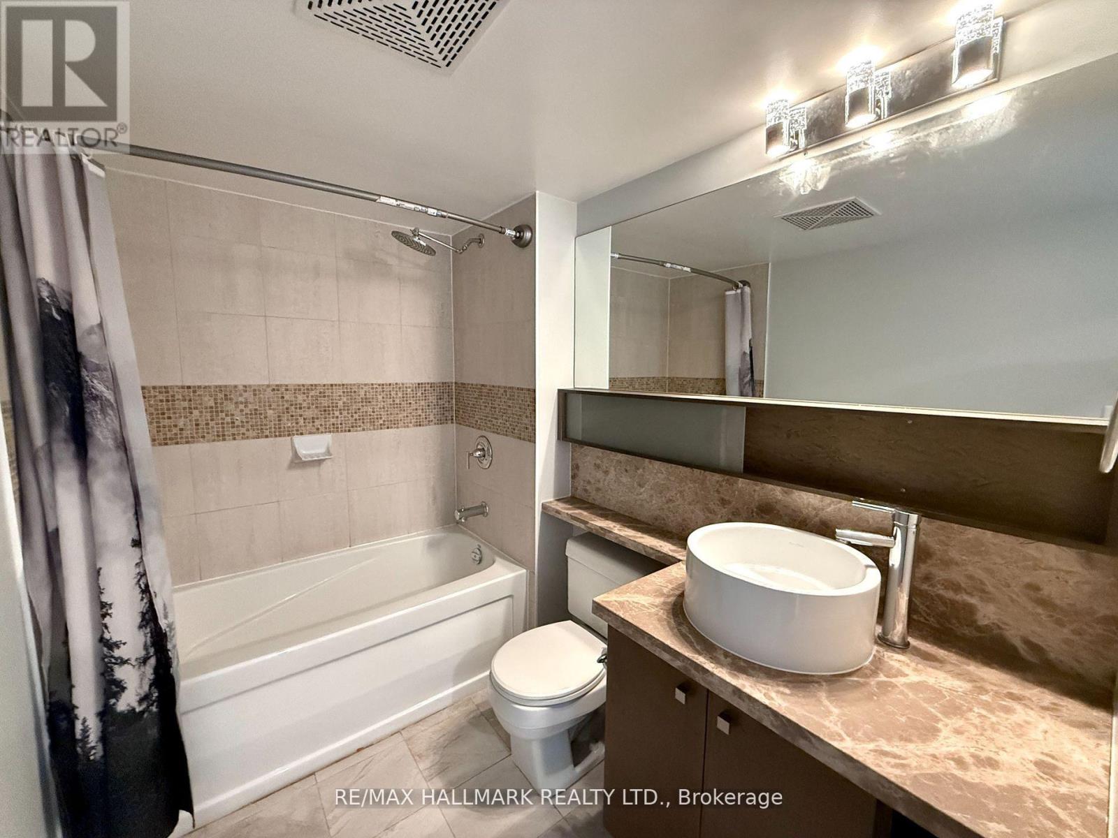 2805 - 11 Brunel Court, Toronto, Ontario M5V 3Y3 - Photo 10 - C12614442