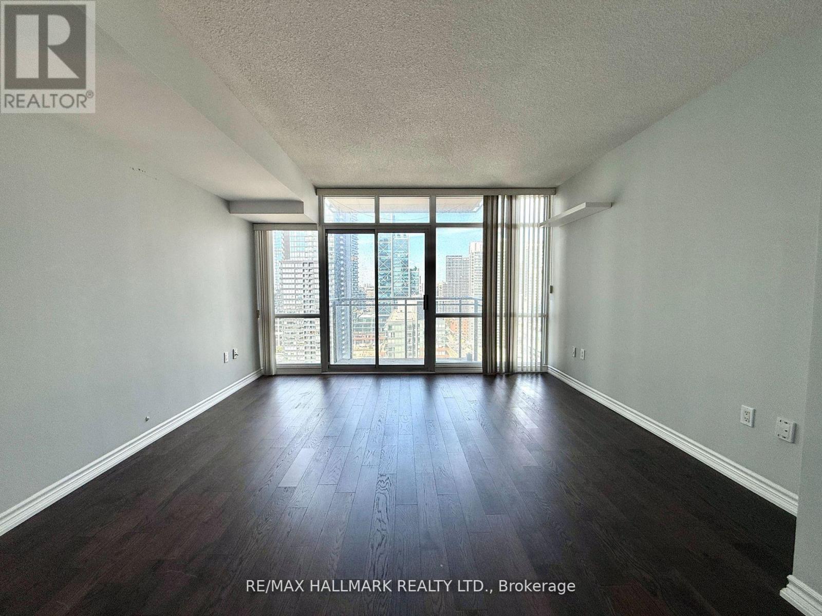 2805 - 11 Brunel Court, Toronto, Ontario M5V 3Y3 - Photo 3 - C12614442