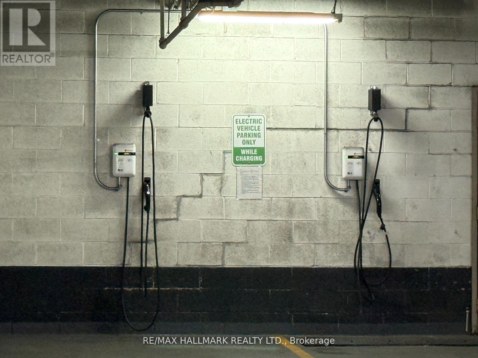 2805 - 11 Brunel Court, Toronto, Ontario M5V 3Y3 - Photo 32 - C12614442