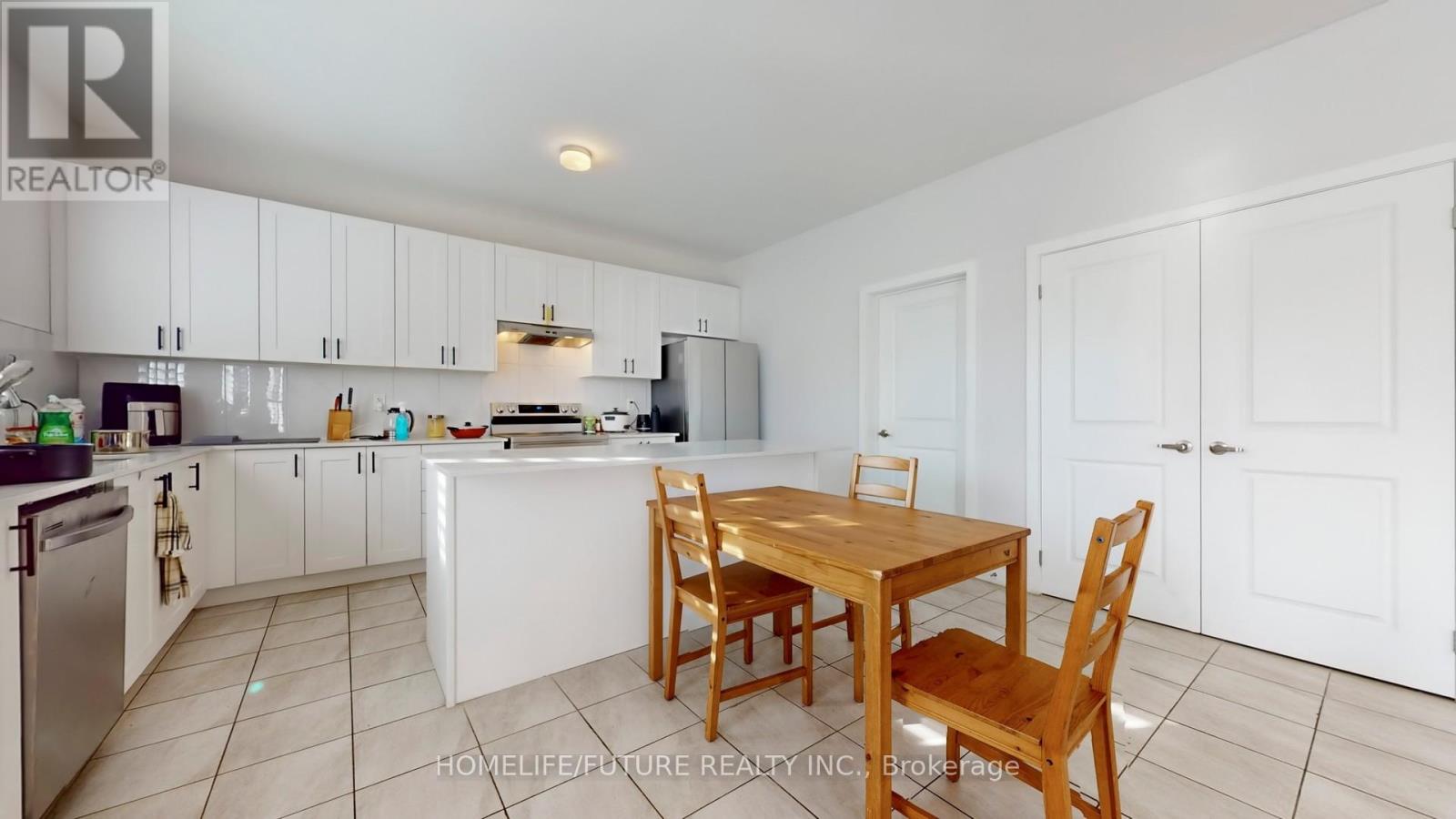 22 Bird Street, Norfolk, Ontario N3Y 0G9 - Photo 12 - X12441861