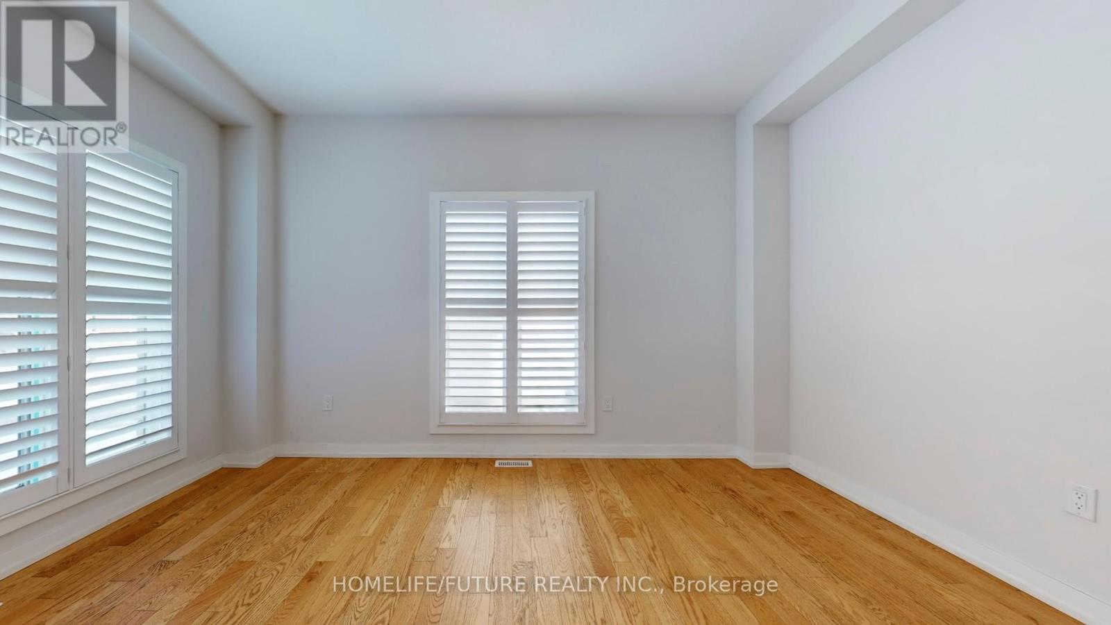 22 Bird Street, Norfolk, Ontario N3Y 0G9 - Photo 5 - X12441861