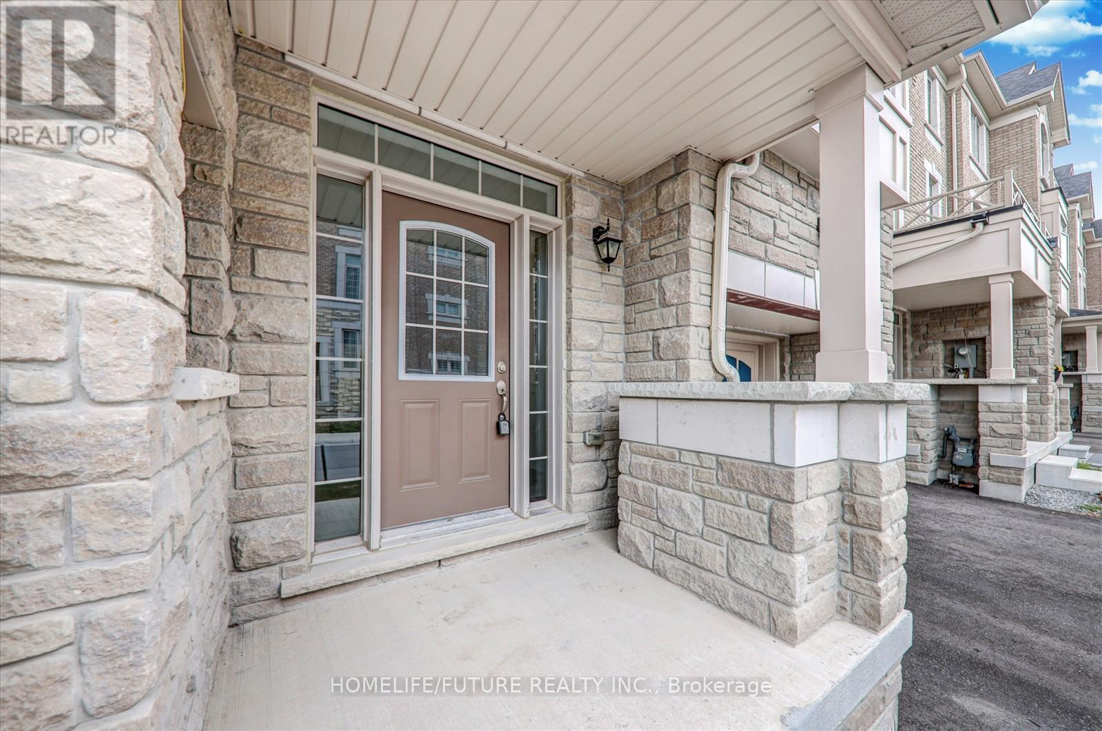 10 Andress Way, Markham, Ontario  L3S 3J5 - Photo 4 - N12614448