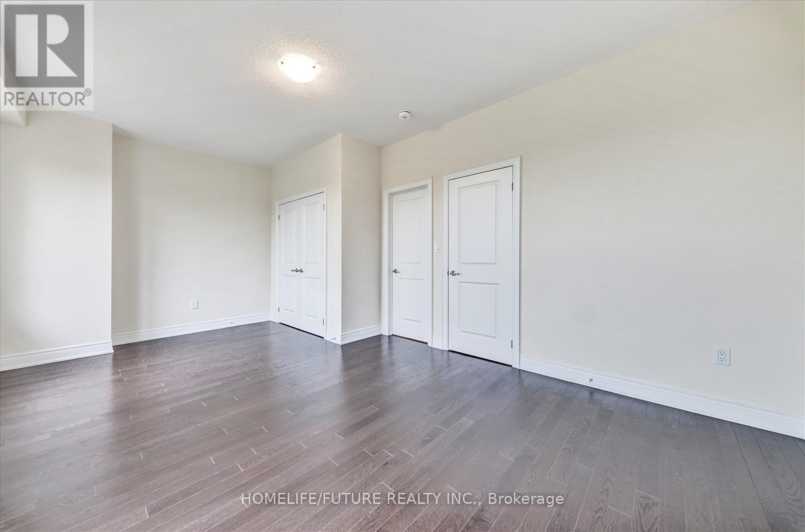 10 Andress Way, Markham, Ontario  L3S 3J5 - Photo 9 - N12614448