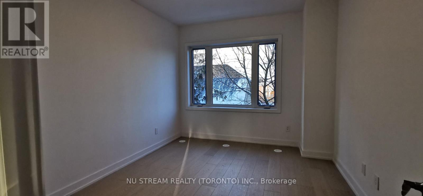 9 Carl Hill Lane, Richmond Hill, Ontario  L4C 5W8 - Photo 16 - N12614456