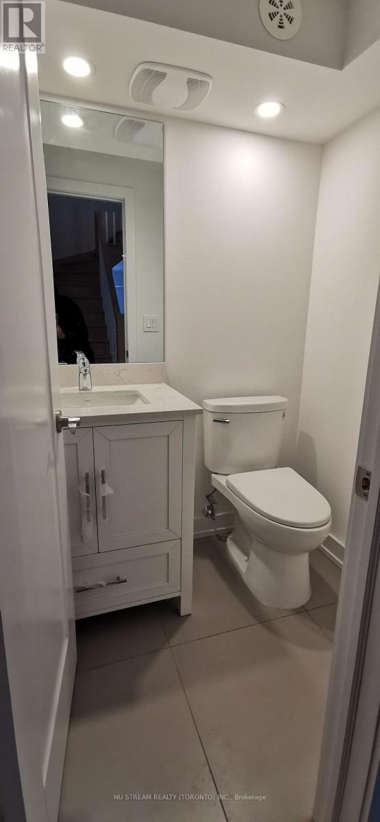 9 Carl Hill Lane, Richmond Hill, Ontario  L4C 5W8 - Photo 21 - N12614456