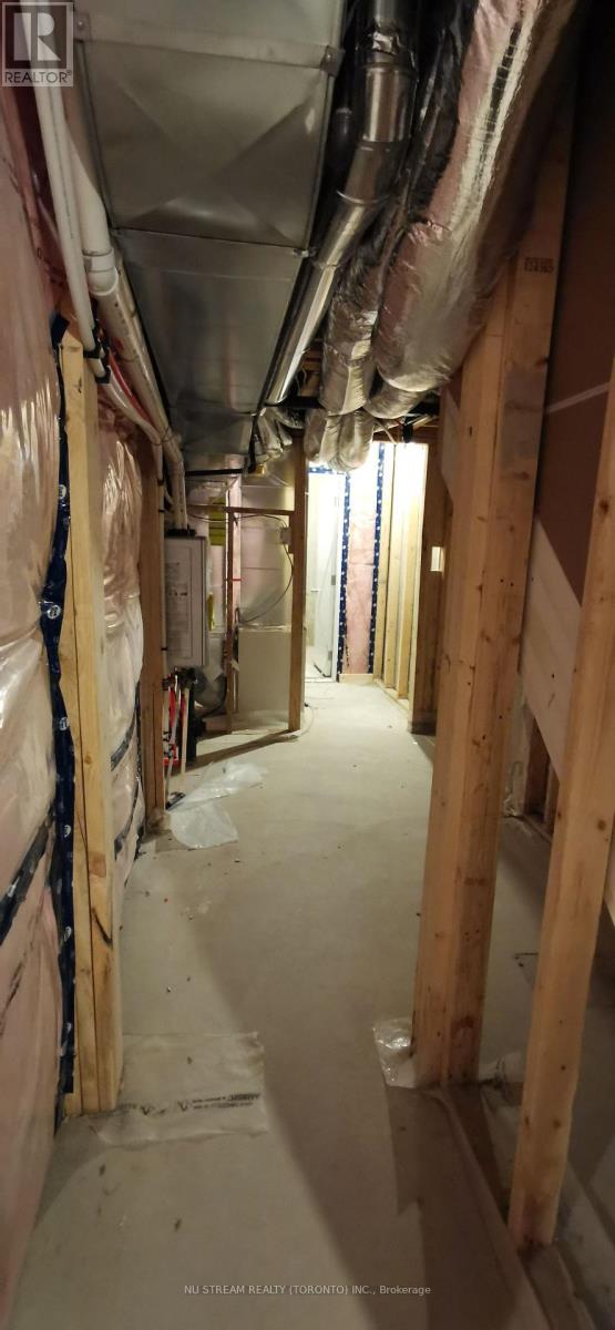 9 Carl Hill Lane, Richmond Hill, Ontario  L4C 5W8 - Photo 30 - N12614456