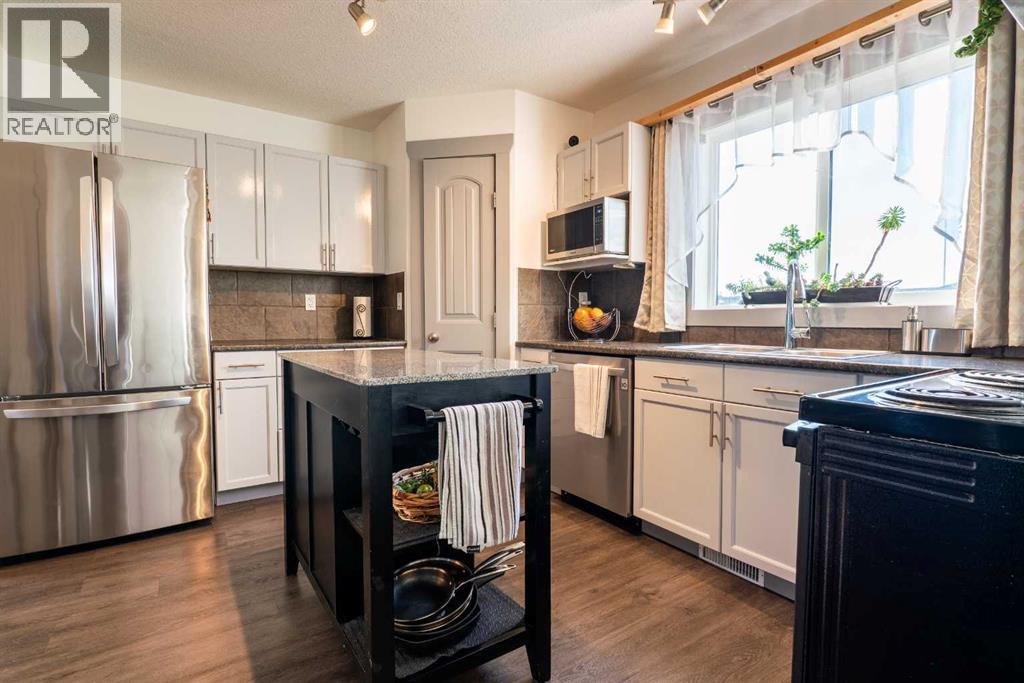 6902 90 Street, Grande Prairie, Alberta  T8X 0C1 - Photo 8 - A2273005