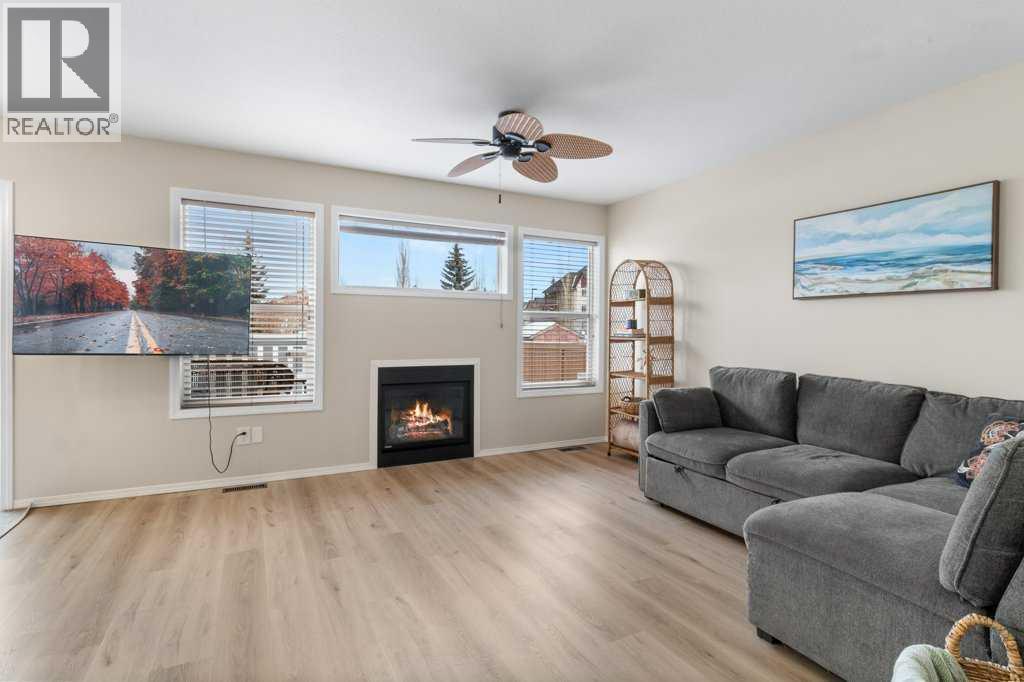 3 Amlee Close, Red Deer, Alberta  T4R 3G2 - Photo 5 - A2273155