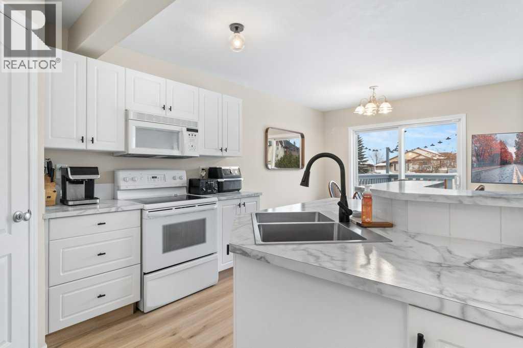 3 Amlee Close, Red Deer, Alberta  T4R 3G2 - Photo 10 - A2273155