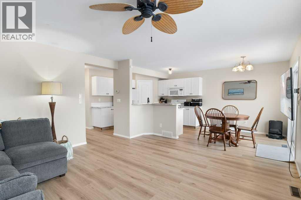 3 Amlee Close, Red Deer, Alberta  T4R 3G2 - Photo 8 - A2273155