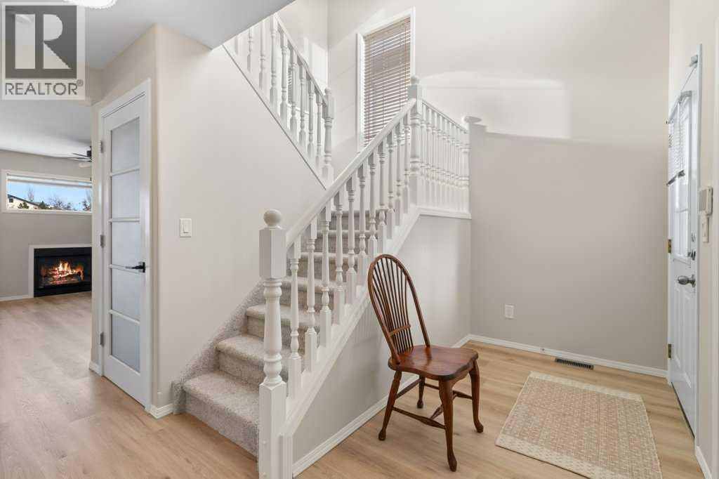 3 Amlee Close, Red Deer, Alberta  T4R 3G2 - Photo 4 - A2273155