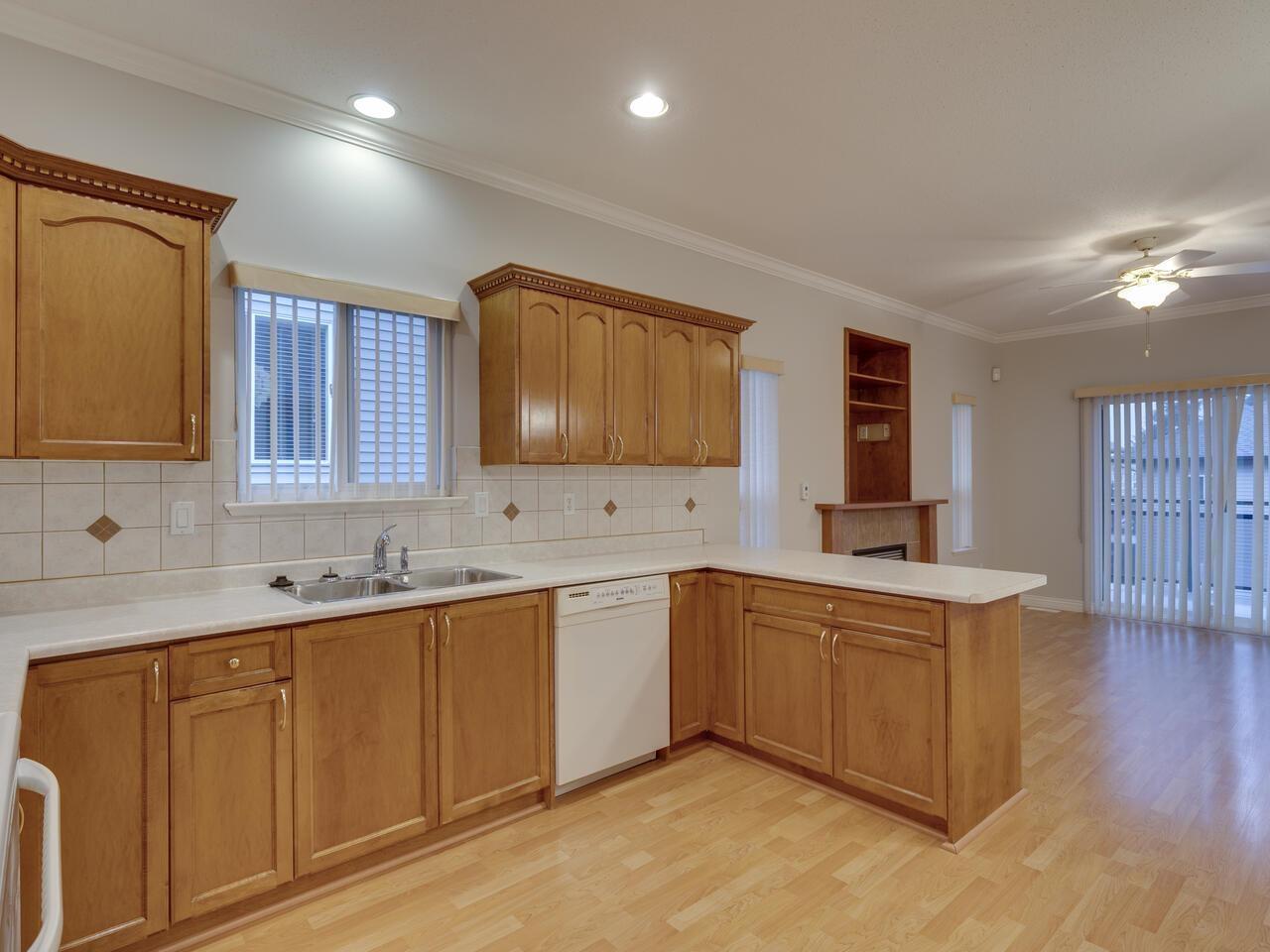 33833 Findlay Court, Mission, British Columbia  V2V 7P6 - Photo 10 - R3071400