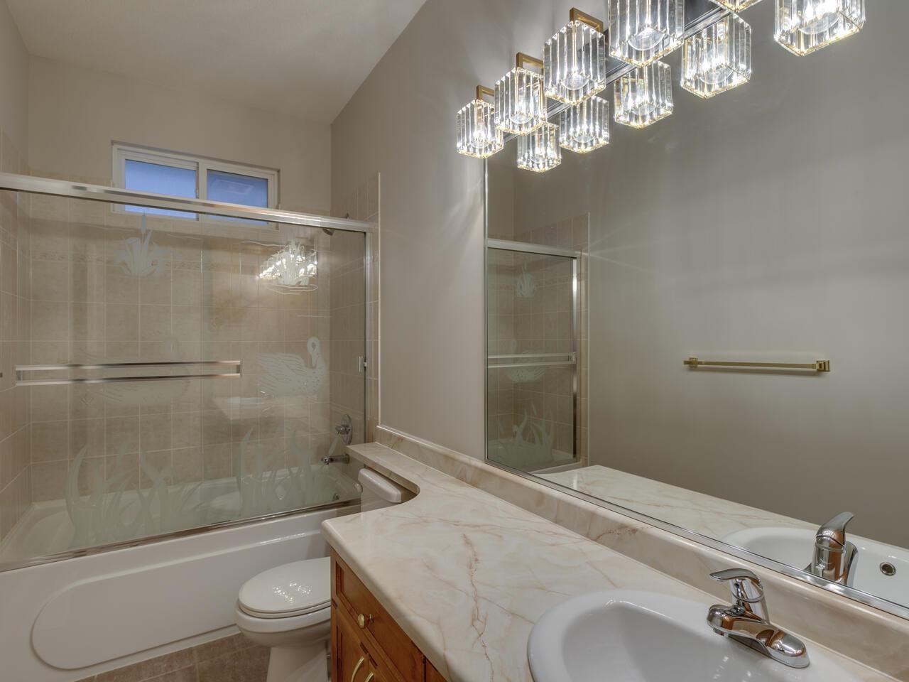 33833 Findlay Court, Mission, British Columbia  V2V 7P6 - Photo 27 - R3071400