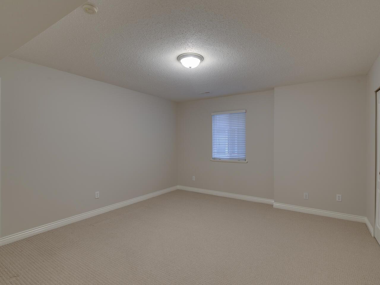 33833 Findlay Court, Mission, British Columbia  V2V 7P6 - Photo 34 - R3071400