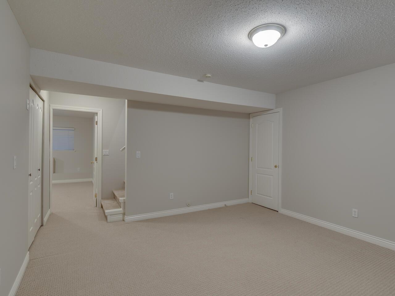 33833 Findlay Court, Mission, British Columbia  V2V 7P6 - Photo 35 - R3071400