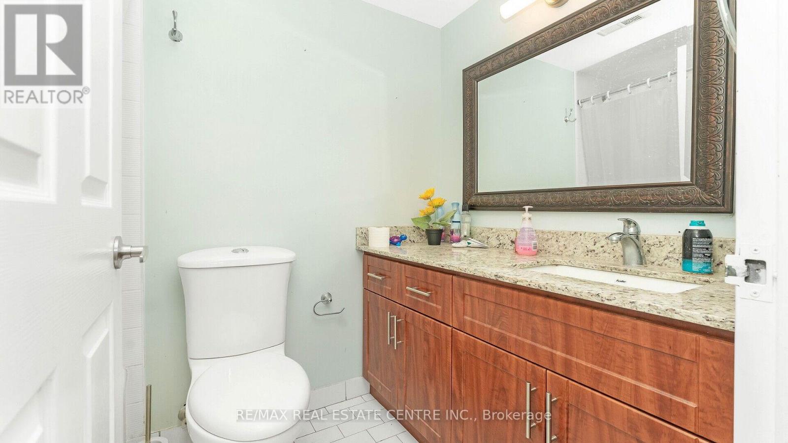 612 - 250 Webb Drive, Mississauga, Ontario  L5B 3Z4 - Photo 17 - W12614424