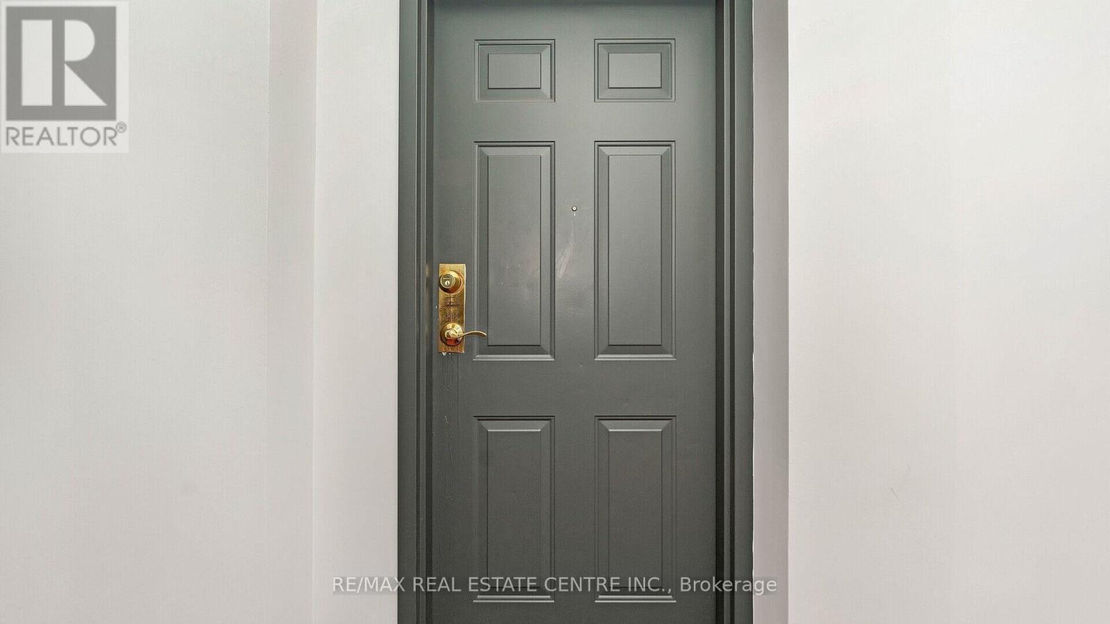 612 - 250 Webb Drive, Mississauga, Ontario  L5B 3Z4 - Photo 7 - W12614424