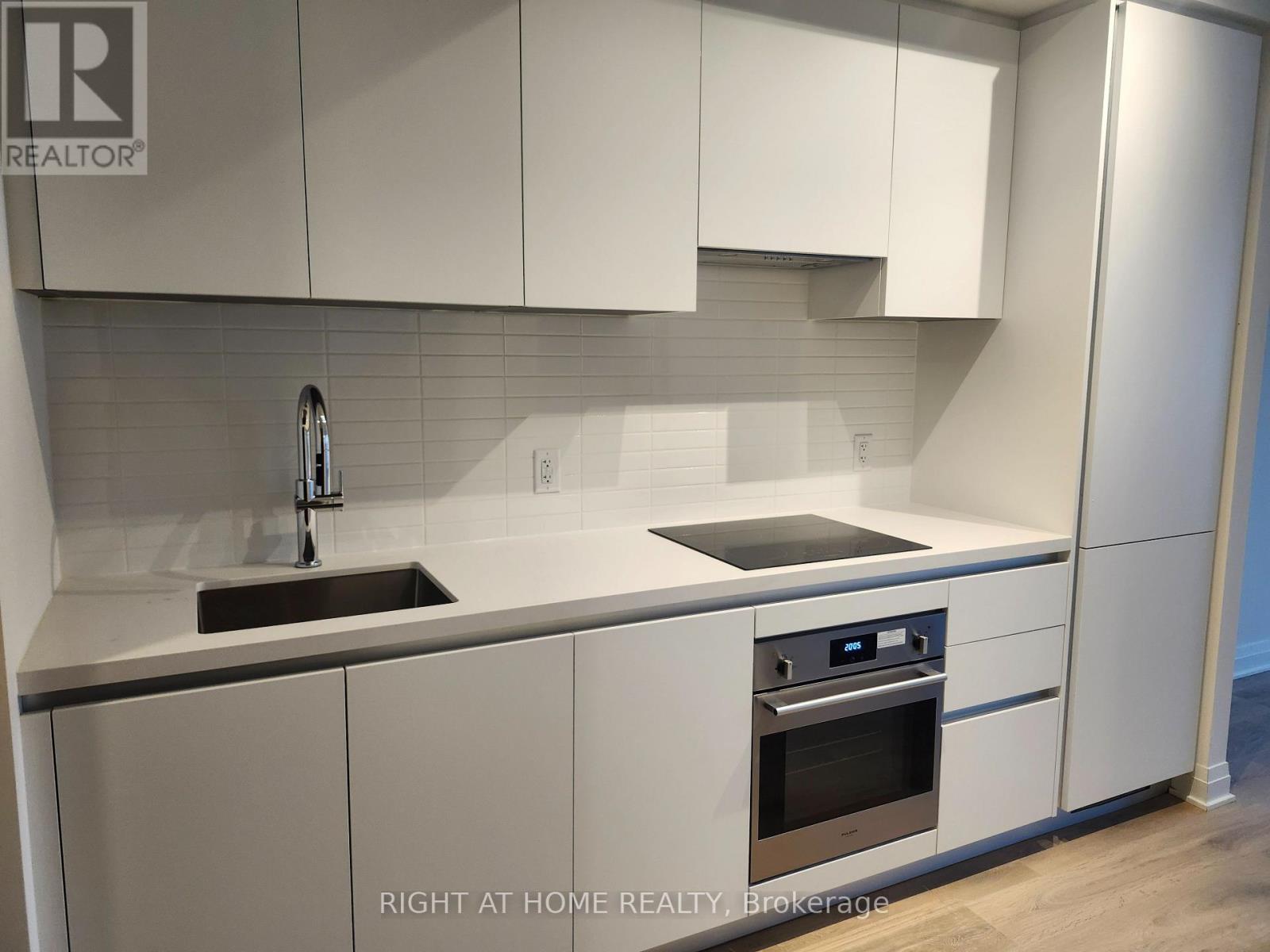 3709 - 4015 The Exchange Street, Mississauga, Ontario  L5B 0N9 - Photo 7 - W12614426