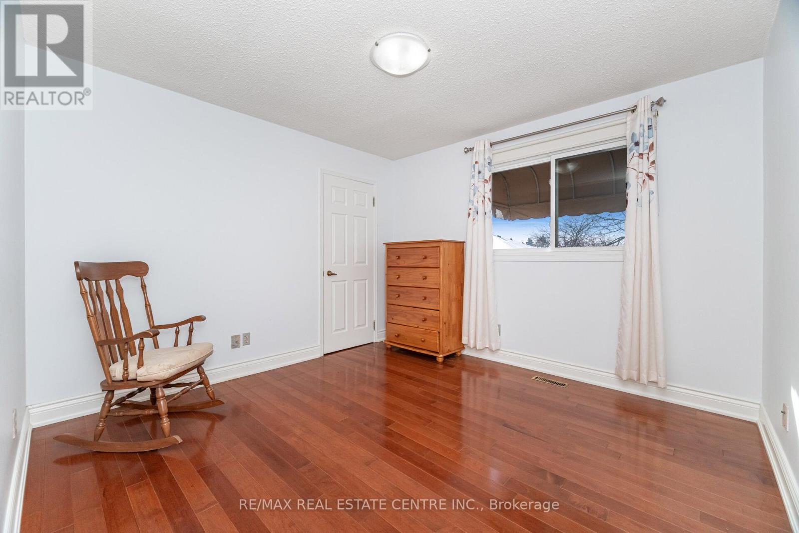 15 Brookbank Court, Brampton, Ontario  L6Z 3G4 - Photo 22 - W12614436