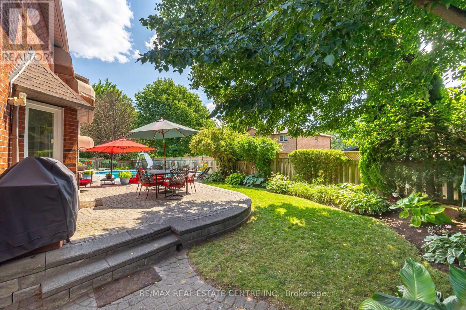 15 Brookbank Court, Brampton, Ontario  L6Z 3G4 - Photo 26 - W12614436